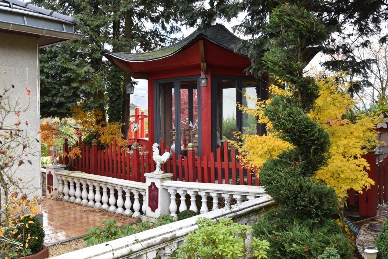 Gite Au Printemps Japonais, Petit Train De La Mure, Parc Des Ecrins Pierre-Chatel Kültér fotó